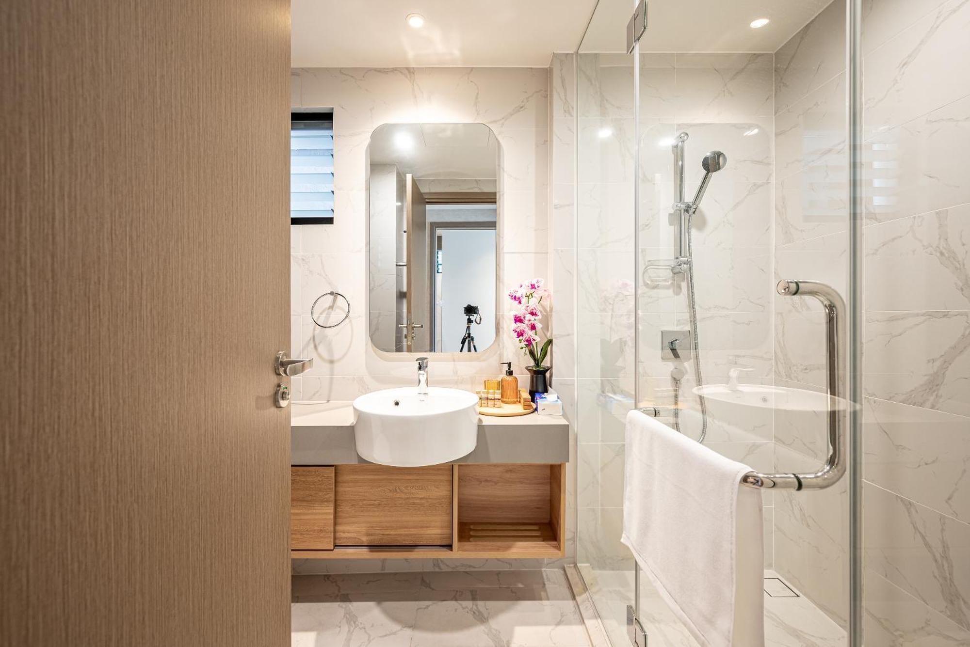 Zenity Luxury Apartment In District 1 Since 2024 ホーチミン市 エクステリア 写真