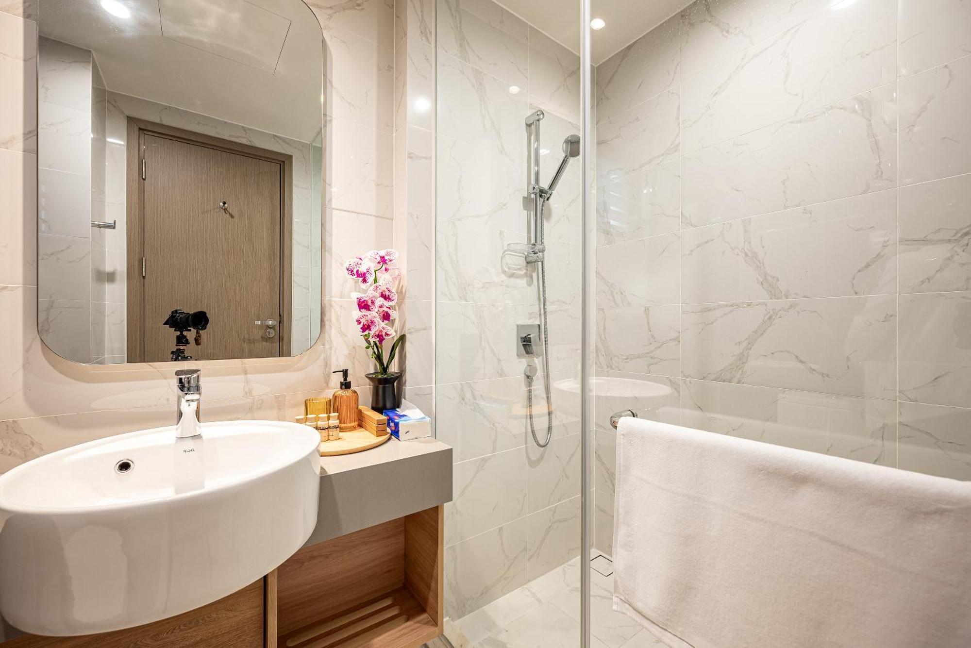 Zenity Luxury Apartment In District 1 Since 2024 ホーチミン市 エクステリア 写真